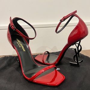 OPYUM SANDALS IN PATENT LEATHER RED AND BLACK HEELS / HARD TO FIND / HEELS YSL